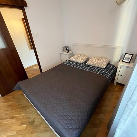 Downtown Apartment B Krasków Εξωτερικό φωτογραφία